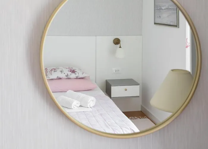 House Luna In With Private Pool (adults Only) מאקרסקה